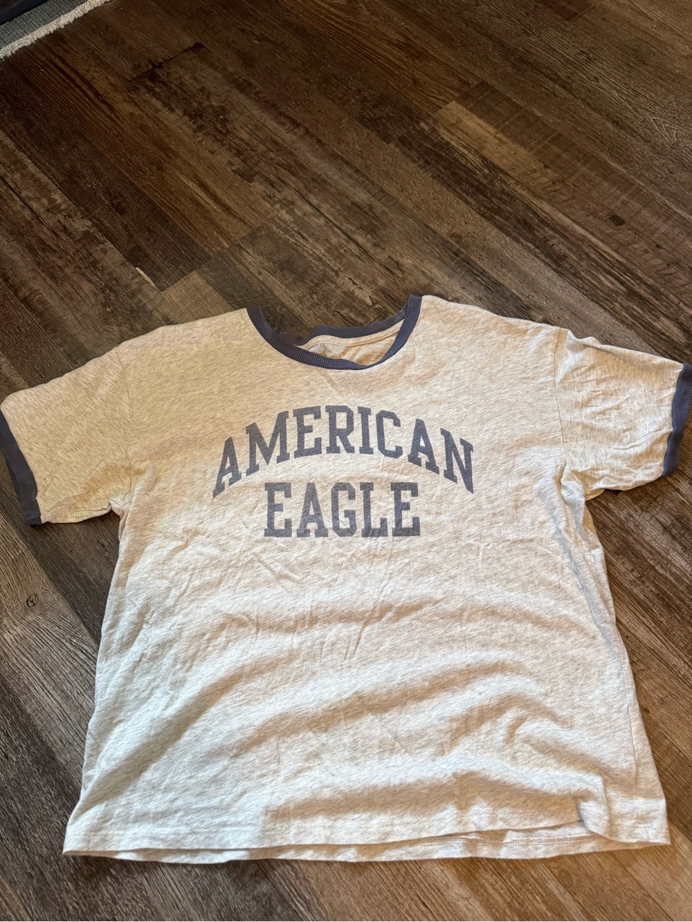 American eagle T-shirt